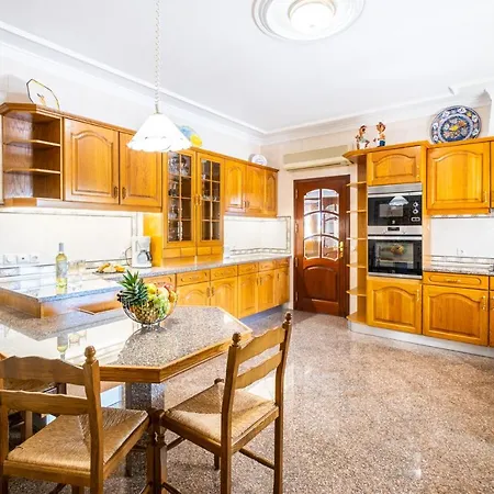 Rose Bay - Refugio Familiar Com Piscina Aquecivel E Bbq Em * Albufeira