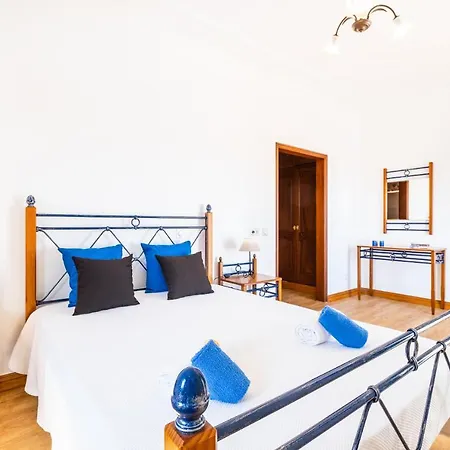 Rose Bay - Refugio Familiar Com Piscina Aquecivel E Bbq Em Villa *