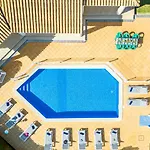 Rose Bay - Refugio Familiar Com Piscina Aquecivel E Bbq Em *