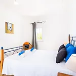 Rose Bay - Refugio Familiar Com Piscina Aquecivel E Bbq Em אלבופיירה